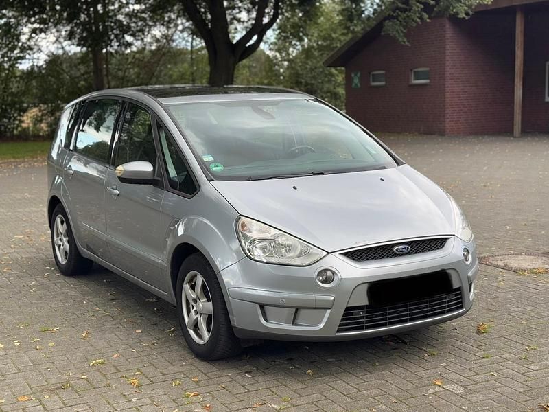 Silber Gebraucht 2006 Ford S-MAX S Van / Kleinbus | 2.000 € (Guter Preis) - Bild 1/4