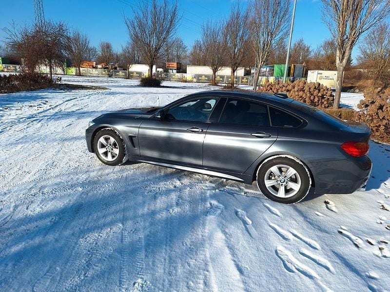 Grau Gebraucht 2015 BMW 420 M Sport Coupé | 17.300 € (Guter Preis) - Bild 1/4