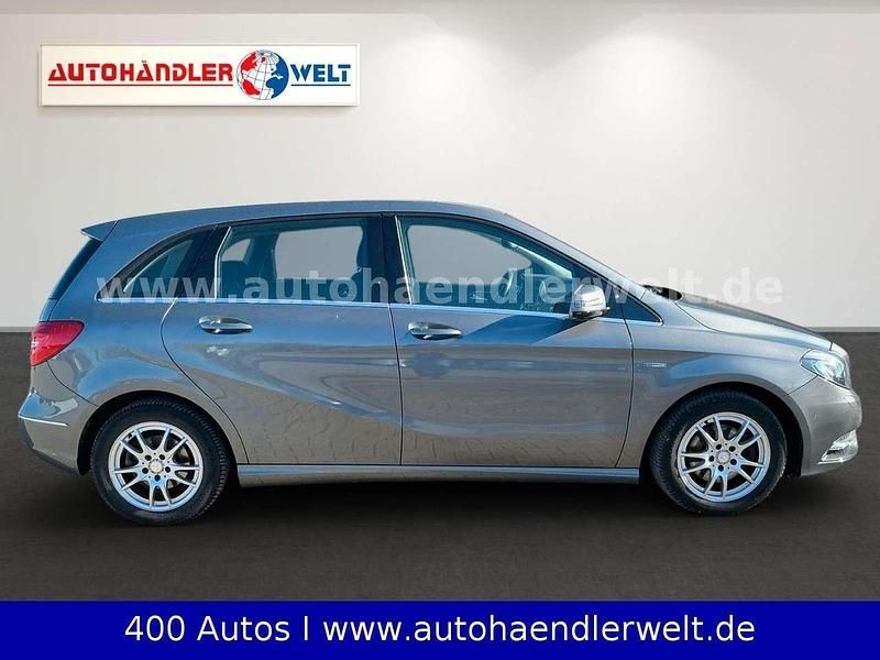 Second-hand Mercedes B200 156 CP (114 kW) 2012 Gri Monovolum