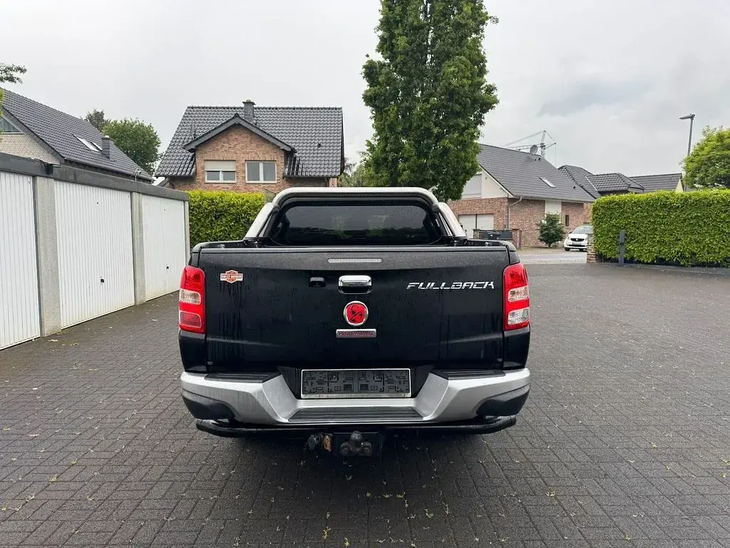 Używany Fiat Fullback 181 KM (133 kW) 2017 Czarny Pickup