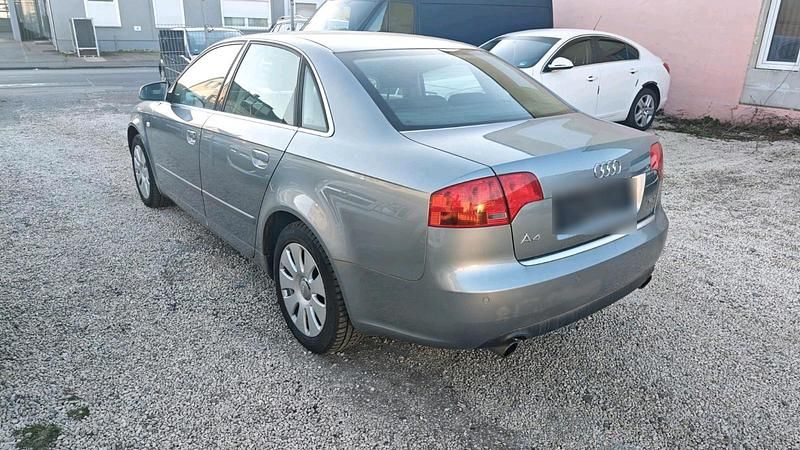 Gebraucht Audi A4 163 PS (119 kW) 2006 Grau Limousine