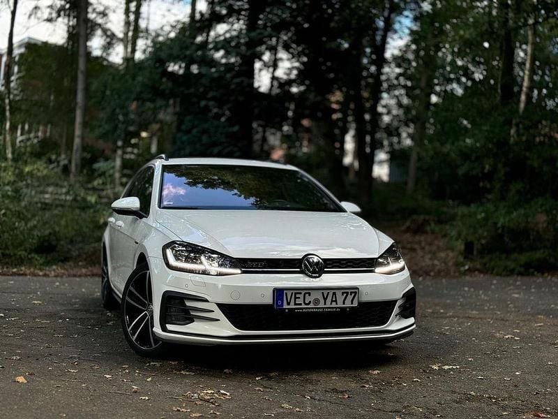 Weiß Gebraucht 2017 VW Golf VII GTD Kombi | 16.000 € (Superpreis) - Bild 1/4
