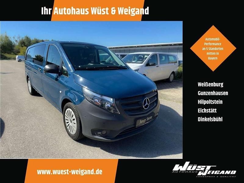 Navyblau Gebraucht 2022 Mercedes Vito Van / Kleinbus | 28.548 € (Guter Preis) - Bild 1/4