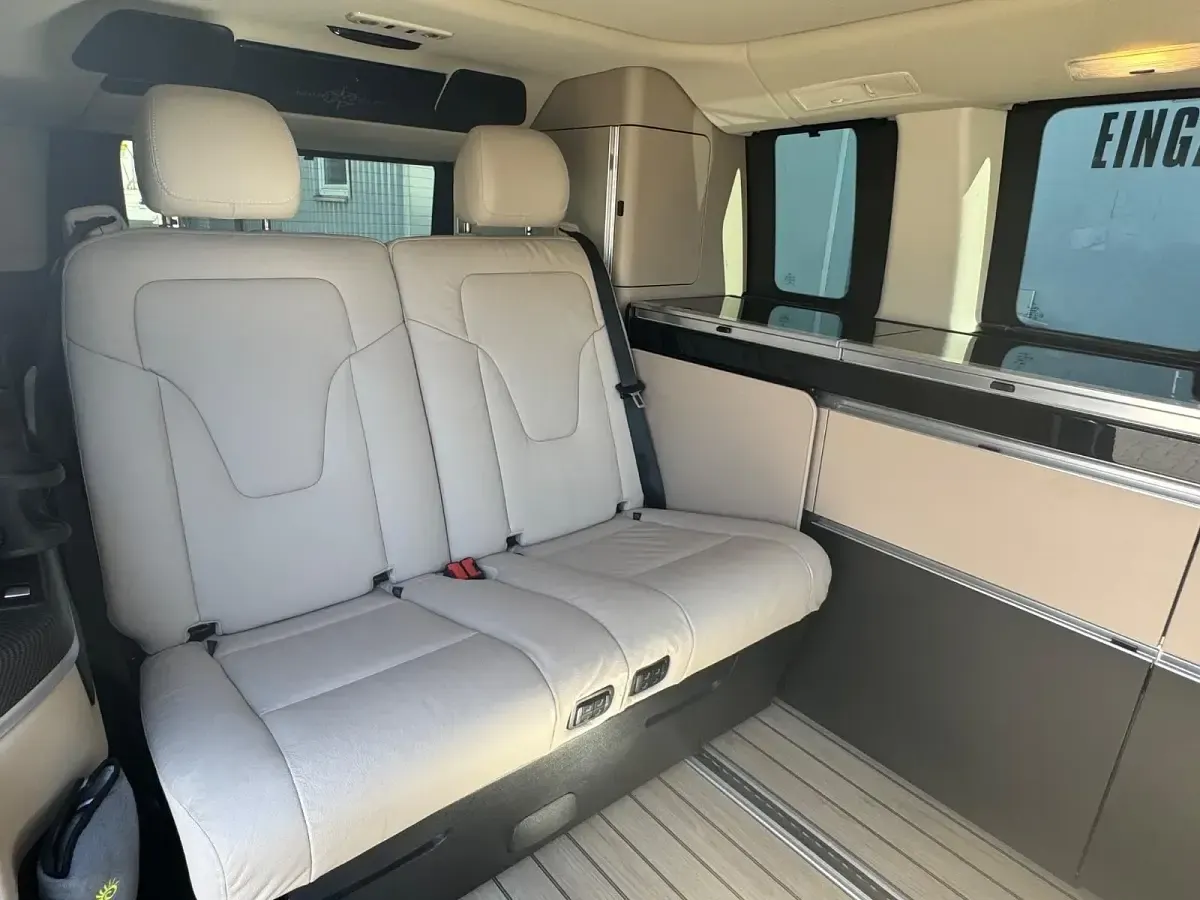 Gebraucht Mercedes V300 Marco Polo 237 PS (174 kW) 2023 Weiß Van / Kleinbus