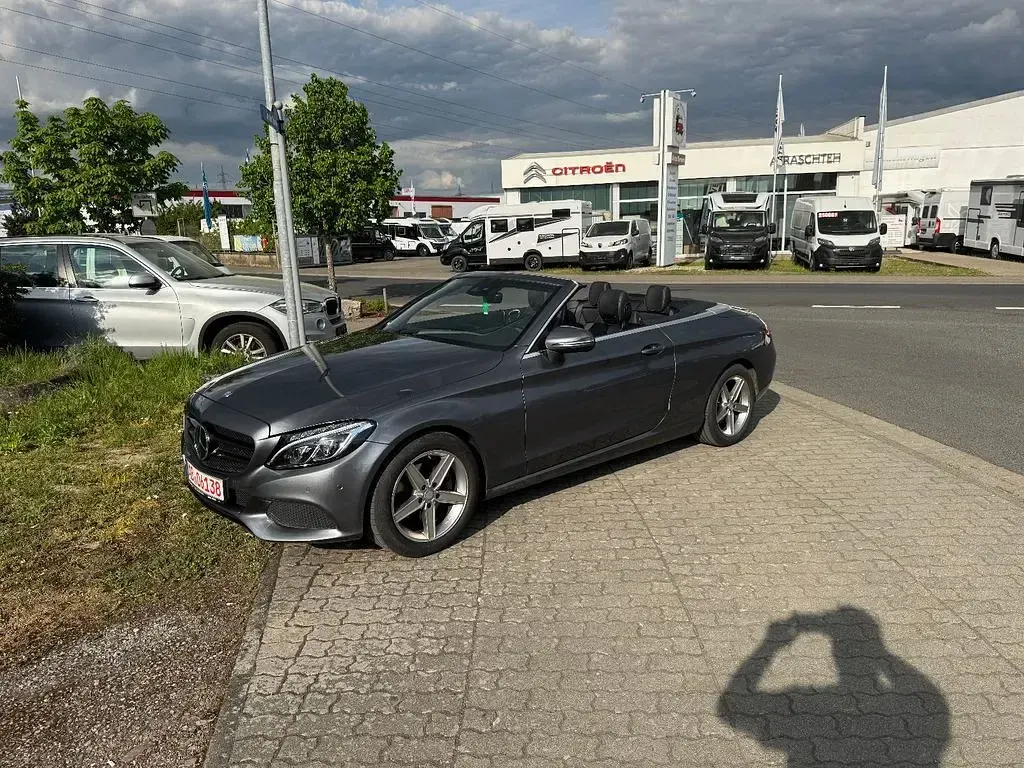 Gebraucht Mercedes C200 184 PS (135 kW) 2017 Grau Cabrio