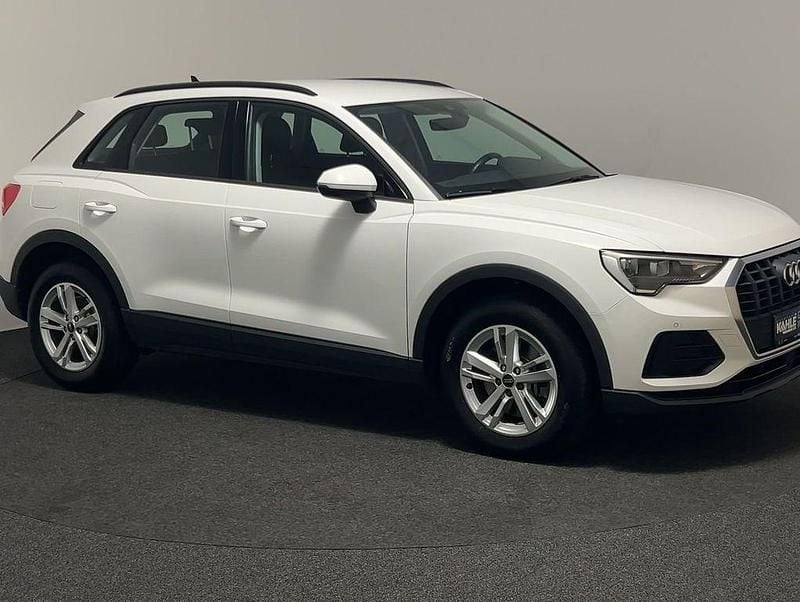 Gebraucht Audi Q3 Basis 150 PS (110 kW) 2022 Weiß SUV