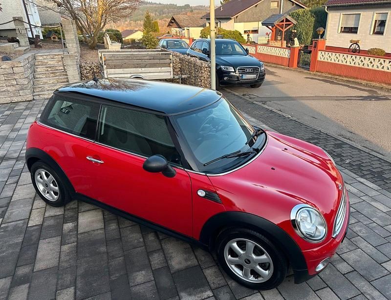 Second-hand Mini ONE 95 CP (69 kW) 2007 Roșu Hatchback