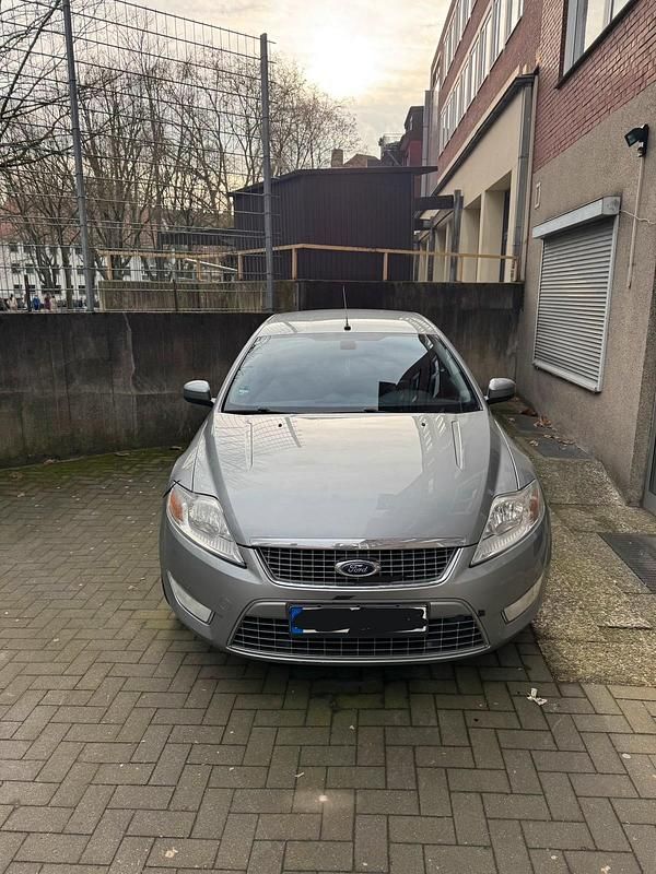 Gebraucht Ford Mondeo 160 PS (117 kW) 2009 Limousine