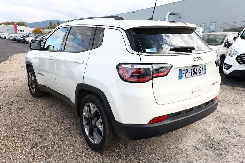 Gebraucht Jeep Compass Limited 120 PS (88 kW) 2020 Bright white SUV