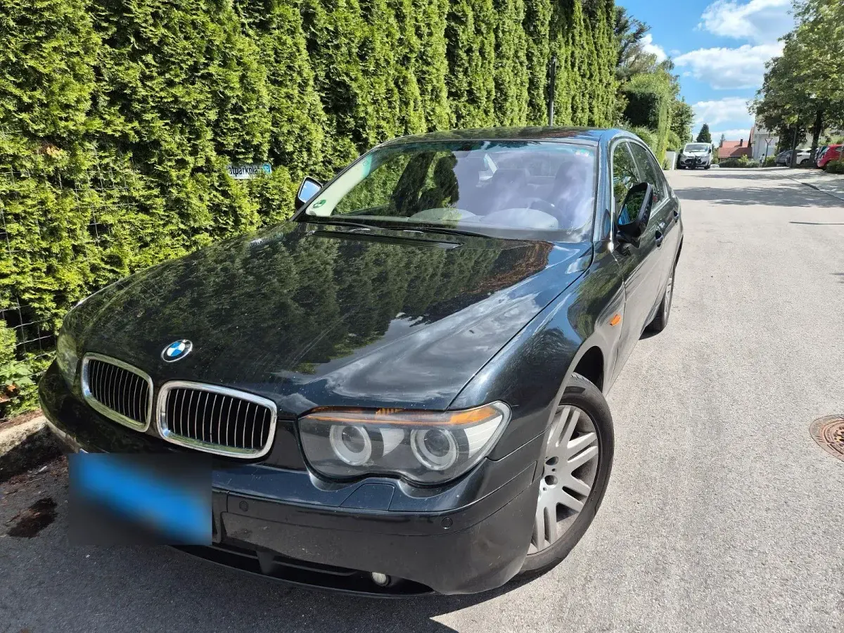 Gebraucht BMW 735 272 PS (200 kW) 2004 Schwarz Limousine
