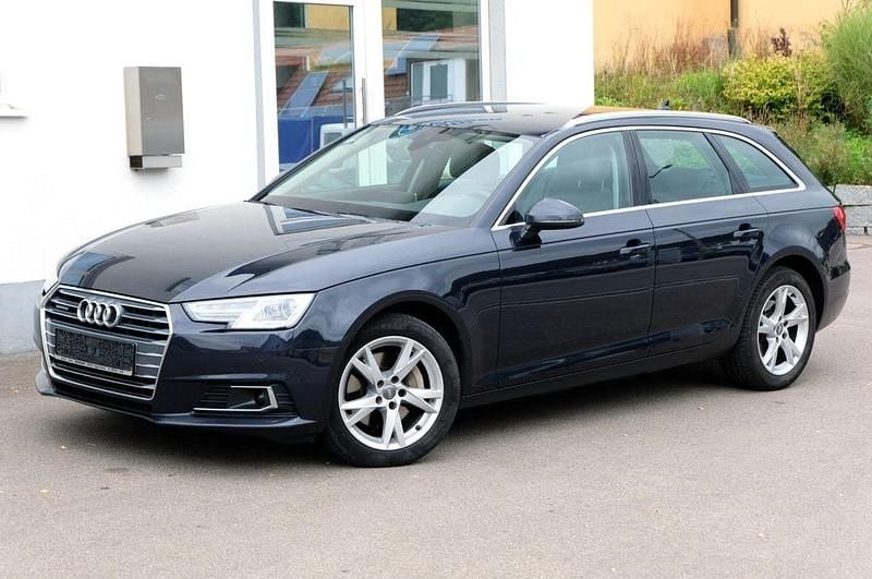 Blau Gebraucht 2016 Audi A4 Sport Kombi | 14.500 € (Guter Preis) - Bild 1/4