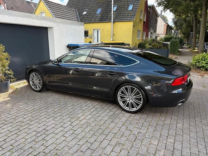 Gebraucht Audi A7 S-Line 300 PS (220 kW) 2011 Grau Coupé
