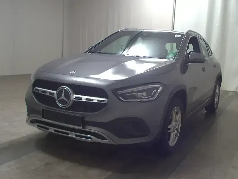 Gebraucht Mercedes GLA200 Progressive 150 PS (110 kW) 2021 Grau SUV