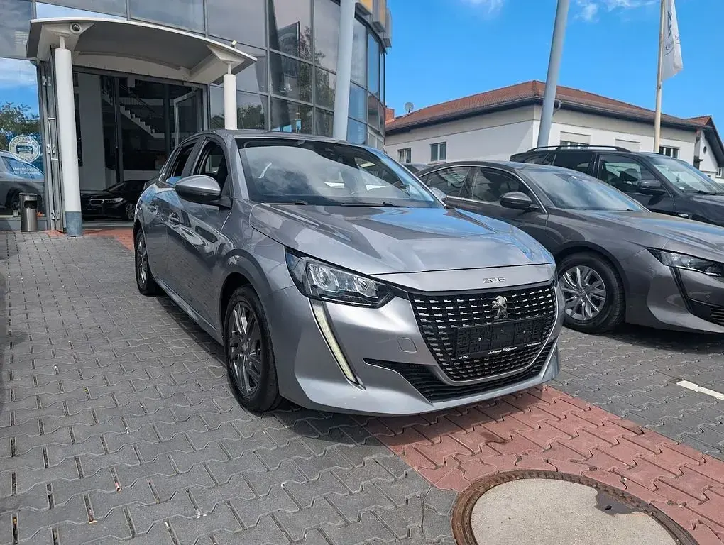 Gebraucht Peugeot 208 Active 110 PS (80 kW) 2020 Grau Kleinwagen