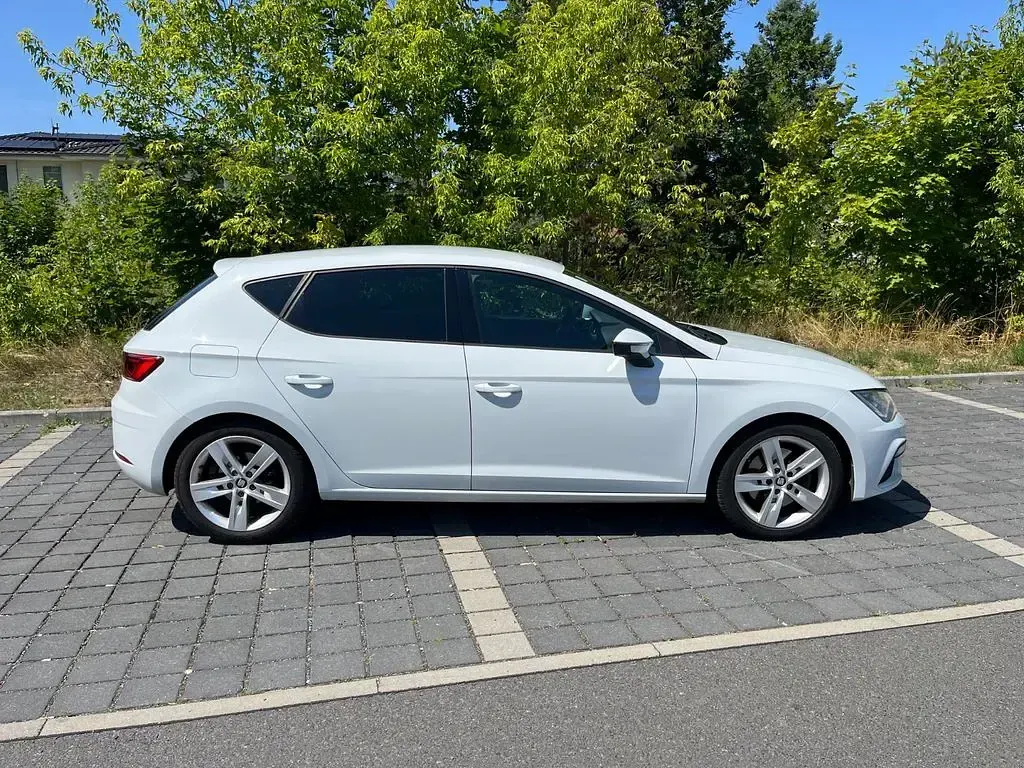 Gebraucht Seat Leon FR 190 PS (139 kW) 2019 Weiß Limousine