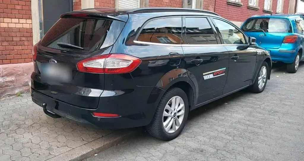 Gebraucht Ford Mondeo 140 PS (102 kW) 2012 Kombi