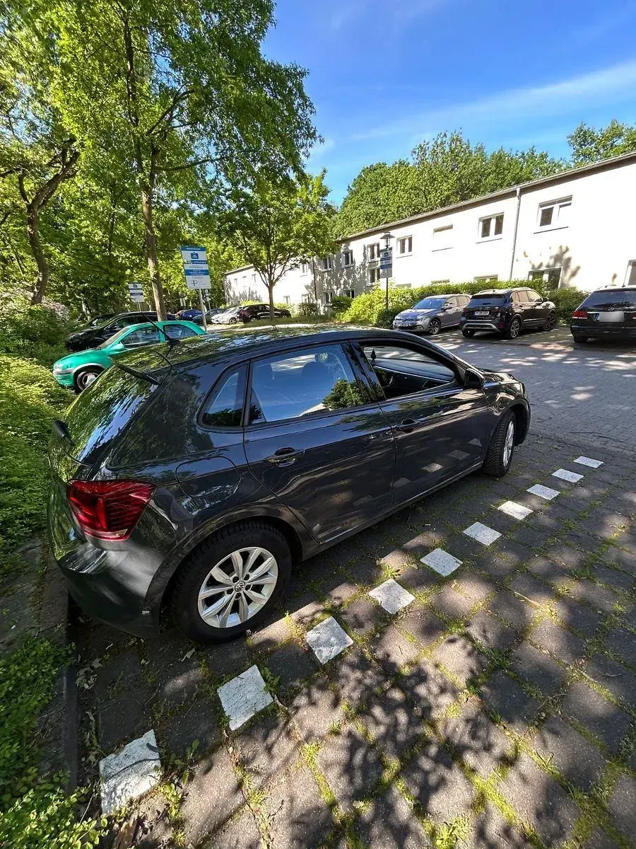 Gebraucht VW Polo 95 PS (69 kW) 2019 Grau Kleinwagen