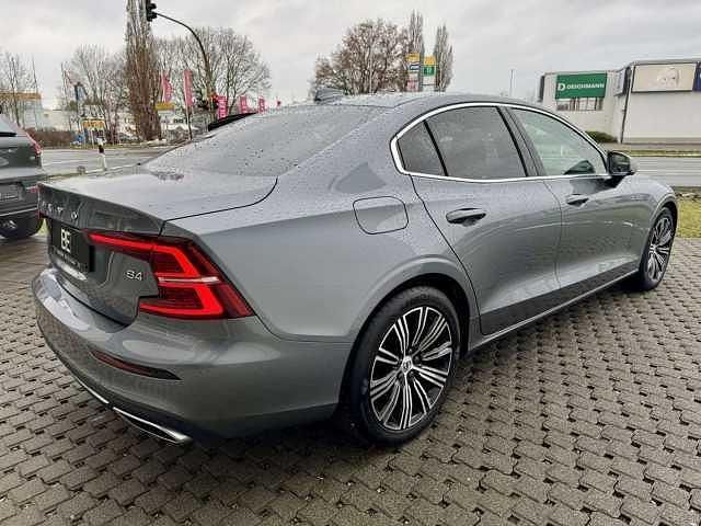 Gebraucht Volvo S60 145 PS (106 kW) 2021 Limousine