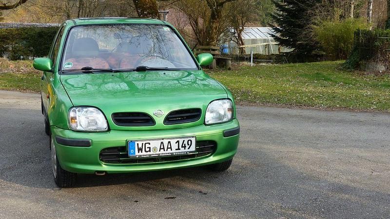 Gebraucht Nissan Micra 54 PS (39 kW) 1999 Grün Kleinwagen