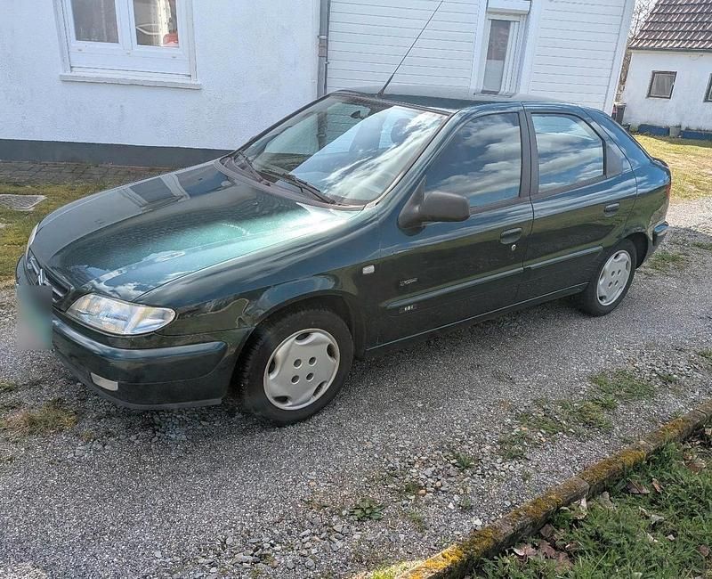 Gebraucht Citroën Xsara 90 PS (66 kW) 2000 Grün Limousine