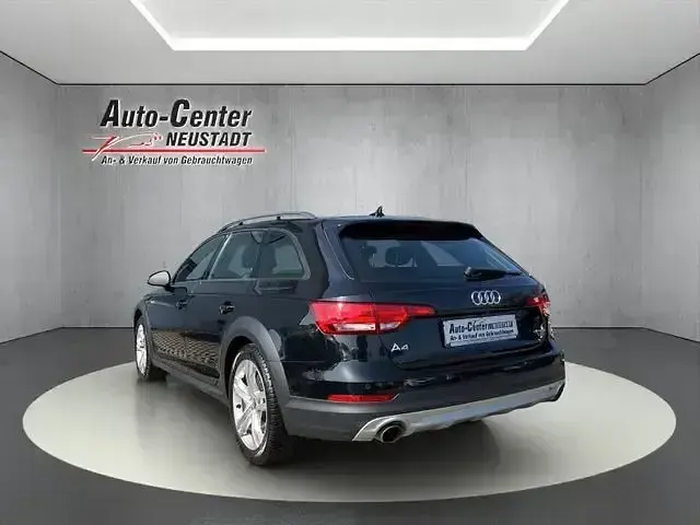Gebraucht Audi A4 Allroad Basis 245 PS (180 kW) 2019 Schwarz Kombi