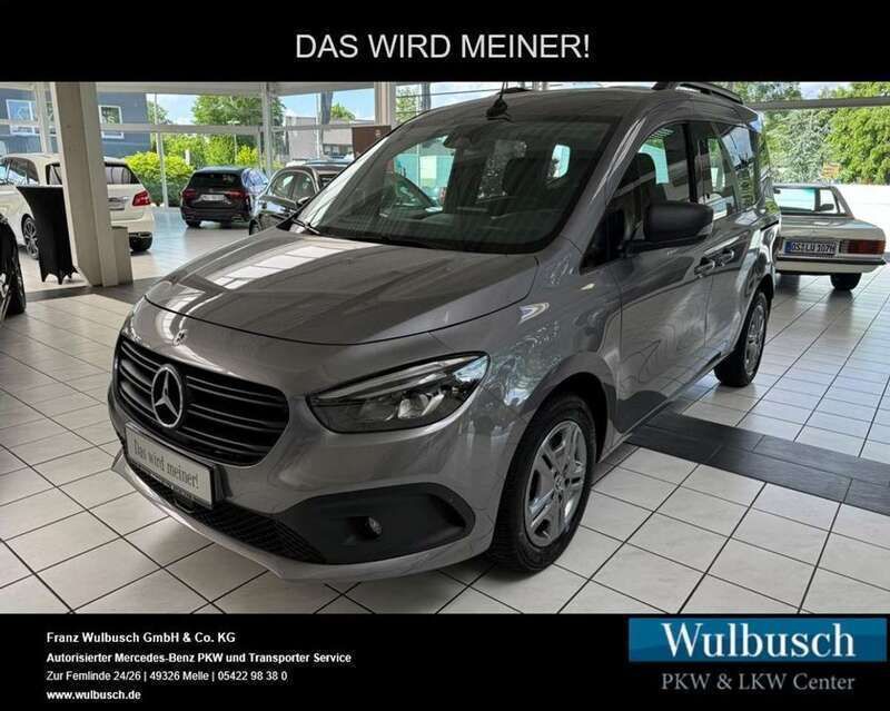 Chromitgrau metallic Gebraucht 2023 Mercedes Citan 113 Kombi | 32.900 € - Bild 1/4