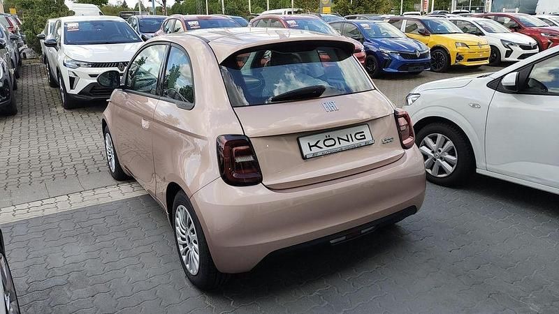 Gebraucht Fiat 500e 86 kW (118 PS) 2023 Gold Kleinwagen
