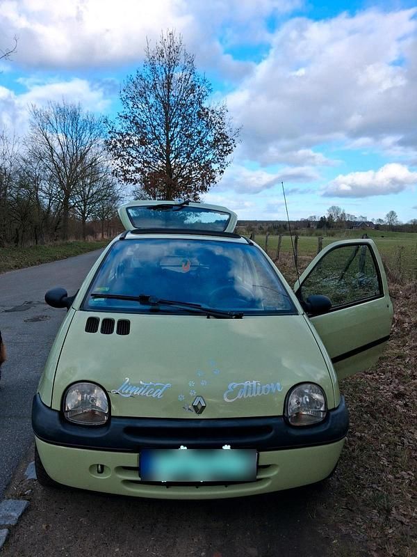 Gebraucht Renault Twingo 58 PS (42 kW) 2007 Grün Kleinwagen