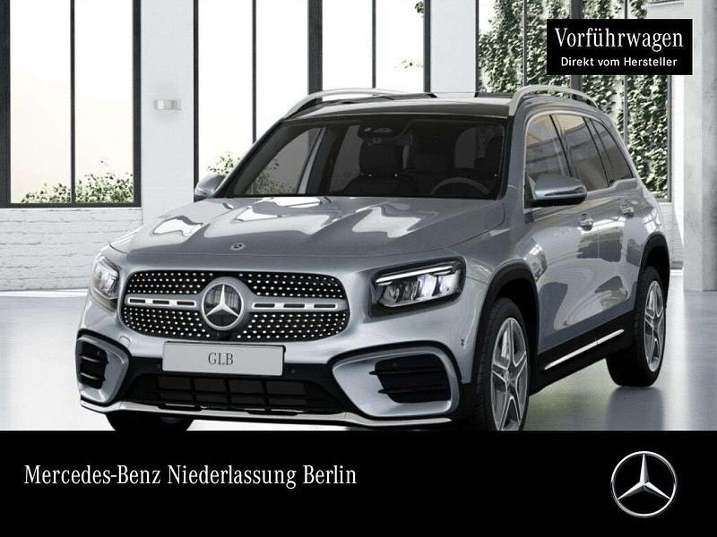 Silber Gebraucht 2025 Mercedes GLB200 AMG SUV | 48.700 € (Teuer) - Bild 1/4