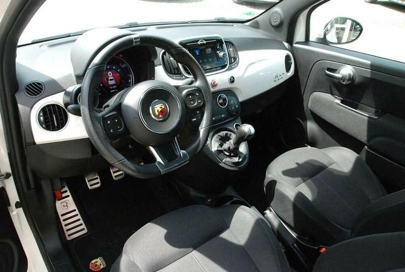 Usado Abarth 595 145 HP (106 kW) 2017 Branco