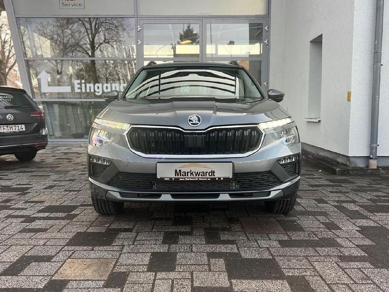 Neu Skoda Kamiq Selection 116 PS (85 kW) 2026 Graphitegrau metallic SUV