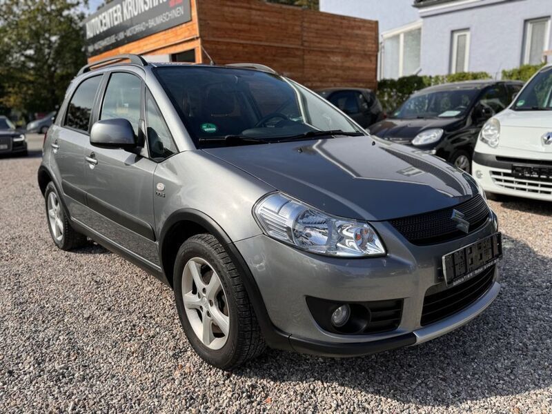 Grau Gebraucht 2007 Suzuki SX4 Club SUV | 6.800 € - Bild 1/4