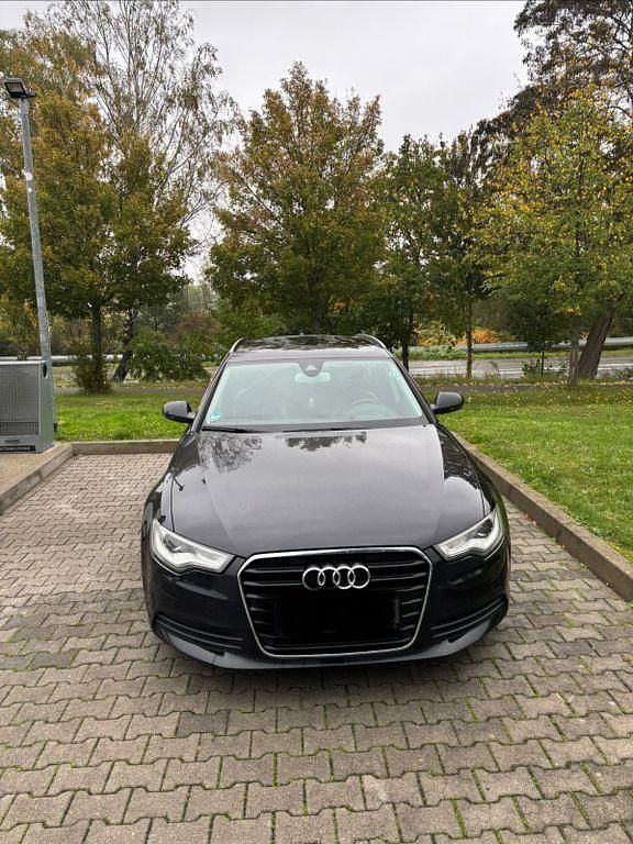 Schwarz Gebraucht 2012 Audi A6 Kombi | 8.500 € (Guter Preis) - Bild 1/4
