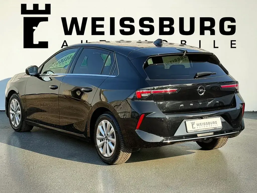 Gebraucht Opel Astra Elegance 131 PS (96 kW) 2023 Schwarz Kleinwagen