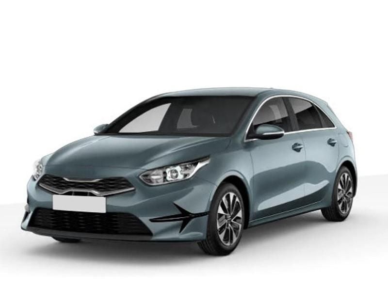 Käytetty Kia Ceed Gold 140 HP (102 kW) 2025 Viistoperä