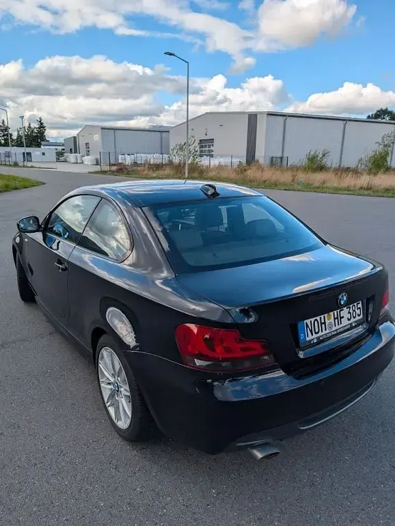 Gebraucht BMW 120 Coupé Exclusive 177 PS (130 kW) 2012 Schwarz Coupé