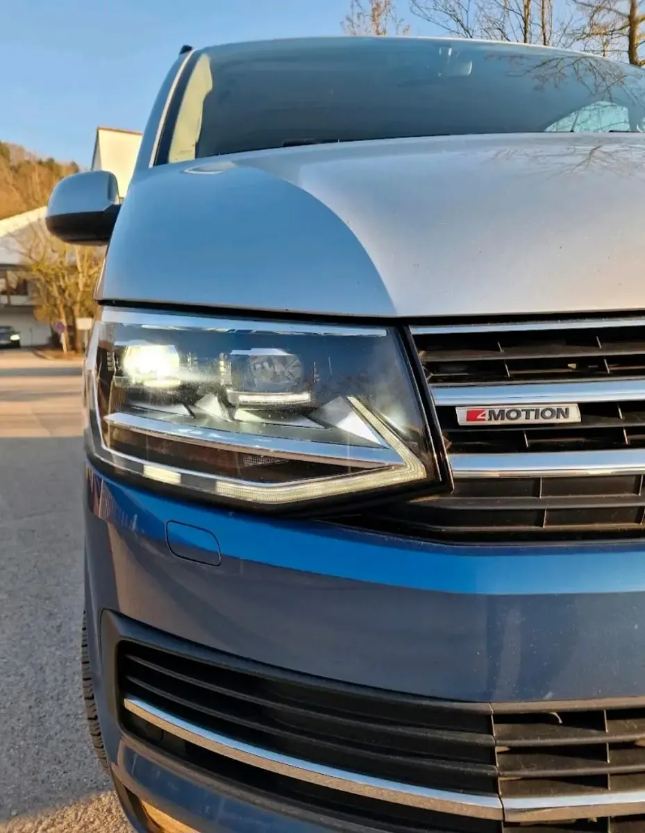 Second-hand VW Transporter Generation Six 150 CP (110 kW) 2017 Argintiu Van