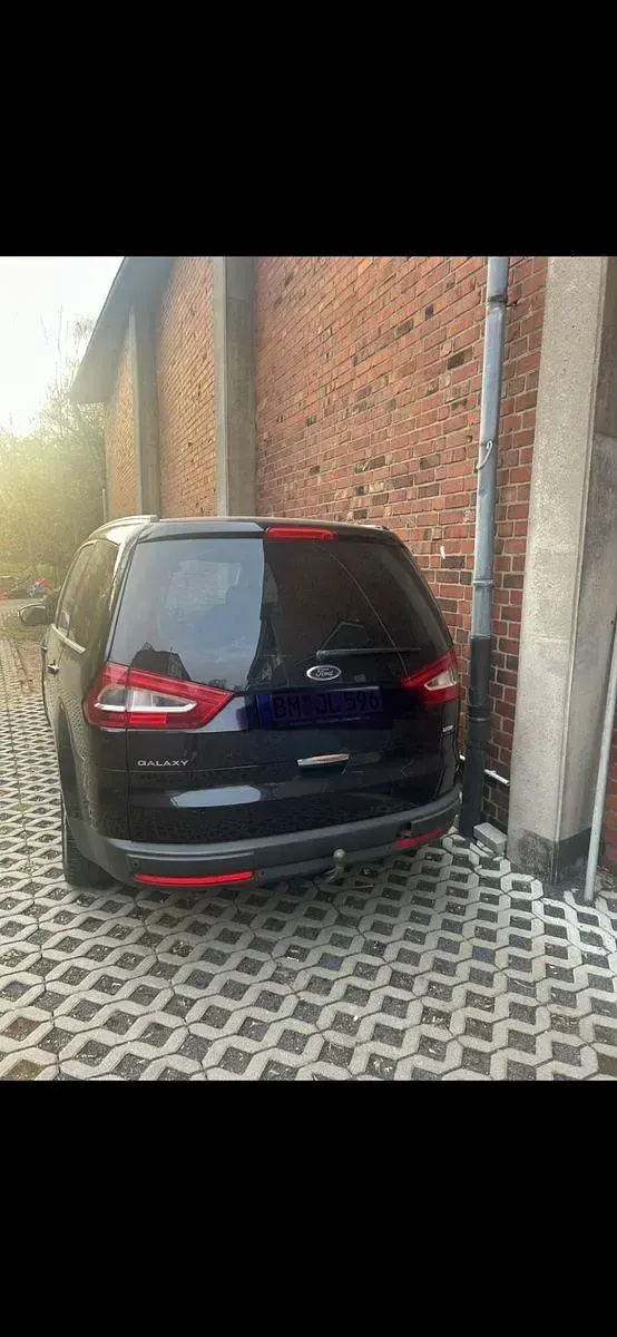 Gebraucht Ford Galaxy Titanium 140 PS (102 kW) 2010 Schwarz Van / Kleinbus