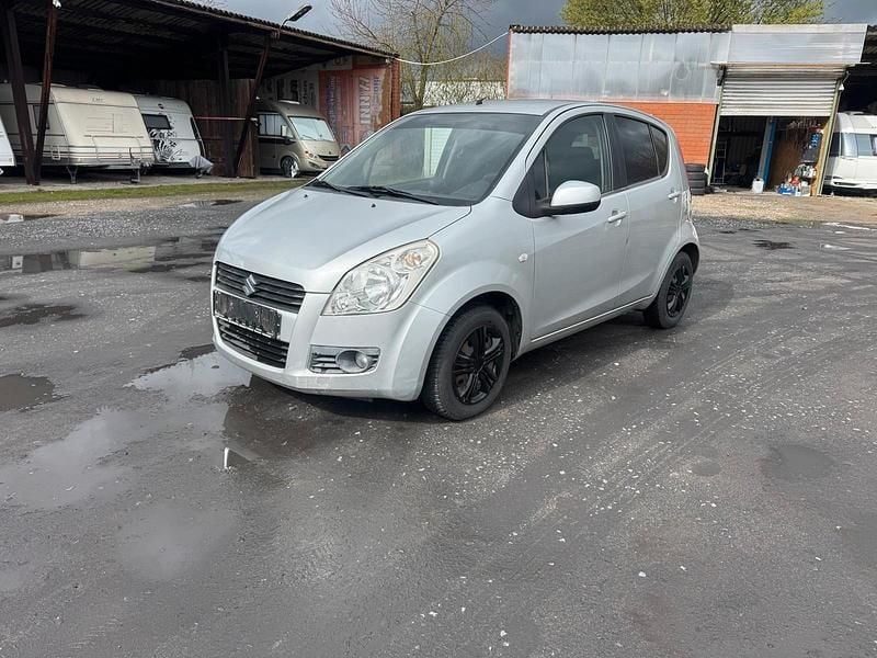 Gebraucht Suzuki Splash 69 PS (50 kW) 2009 Grau Kleinwagen