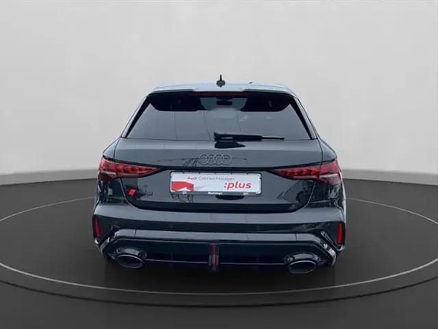 Gebraucht Audi RS3 Ambiente 294 PS (216 kW) 2025 Schwarz Limousine