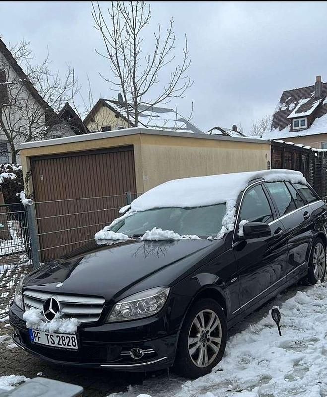 Schwarz Gebraucht 2009 Mercedes C220 Edition Kombi | 3.200 € (Guter Preis) - Bild 1/2