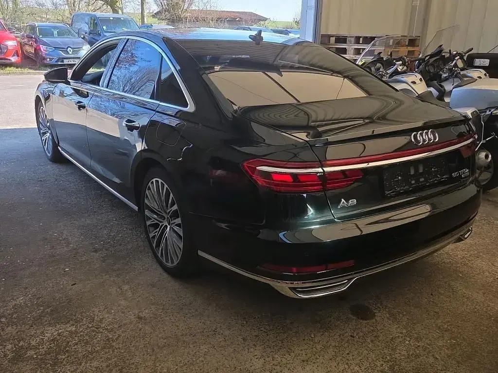 Gebraucht Audi A8 449 PS (330 kW) 2021 Schwarz Limousine