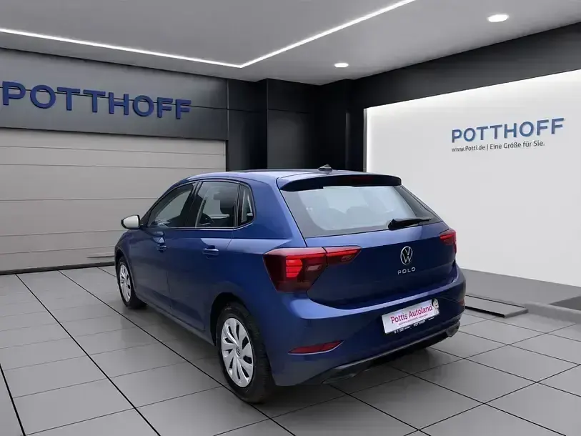 Gebraucht VW Polo Life 95 PS (69 kW) 2022 Reef blue metallic Kleinwagen