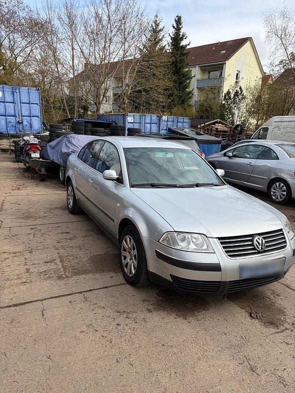 Gebraucht VW Passat 102 PS (75 kW) 2002 Silber Limousine