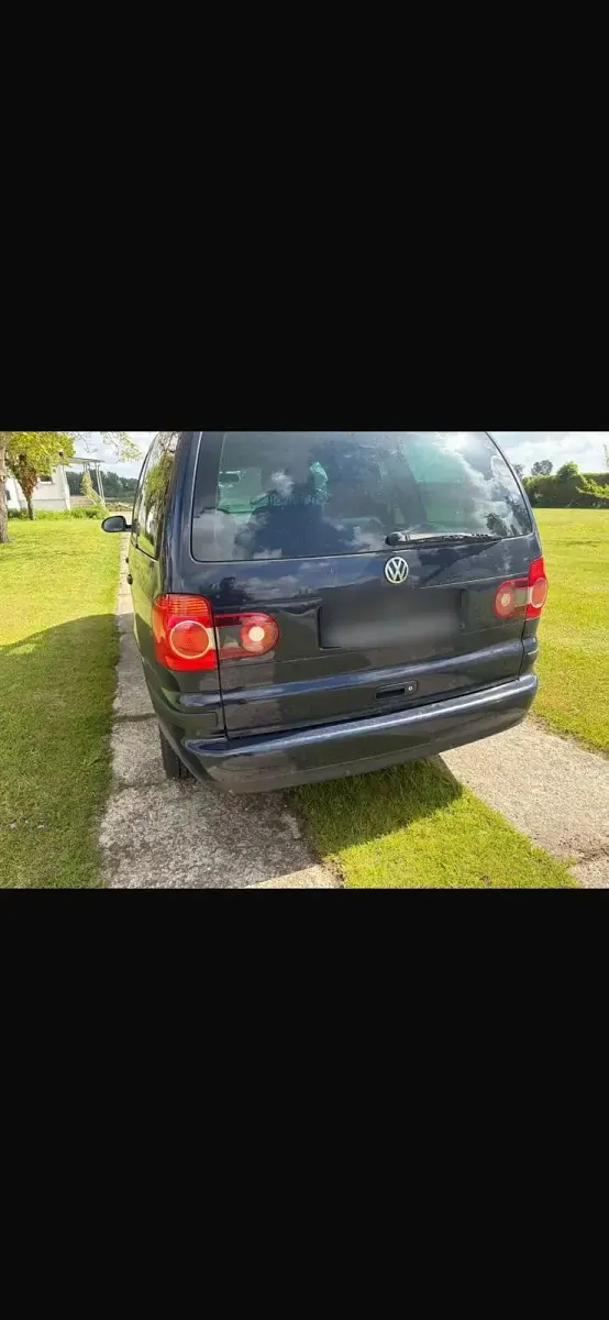 Gebraucht VW Sharan 116 PS (85 kW) 2009 Blau Van / Kleinbus