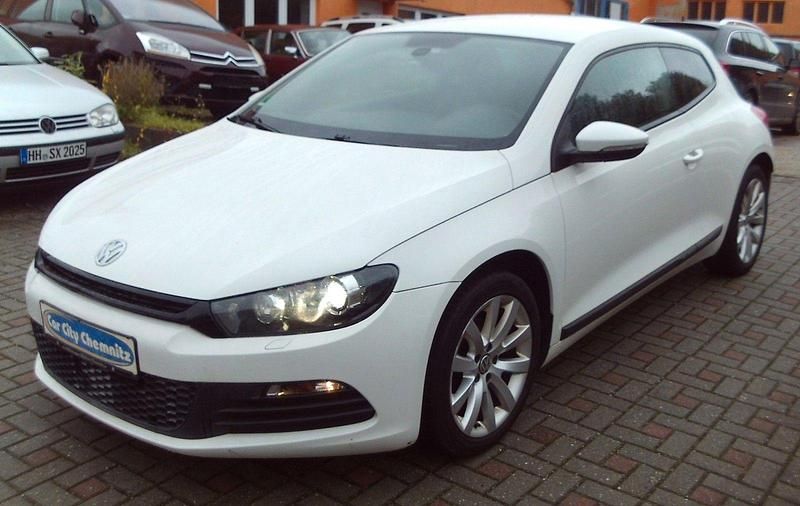 Weiß Gebraucht 2009 VW Scirocco Coupé | 5.999 € (Superpreis) - Bild 1/4