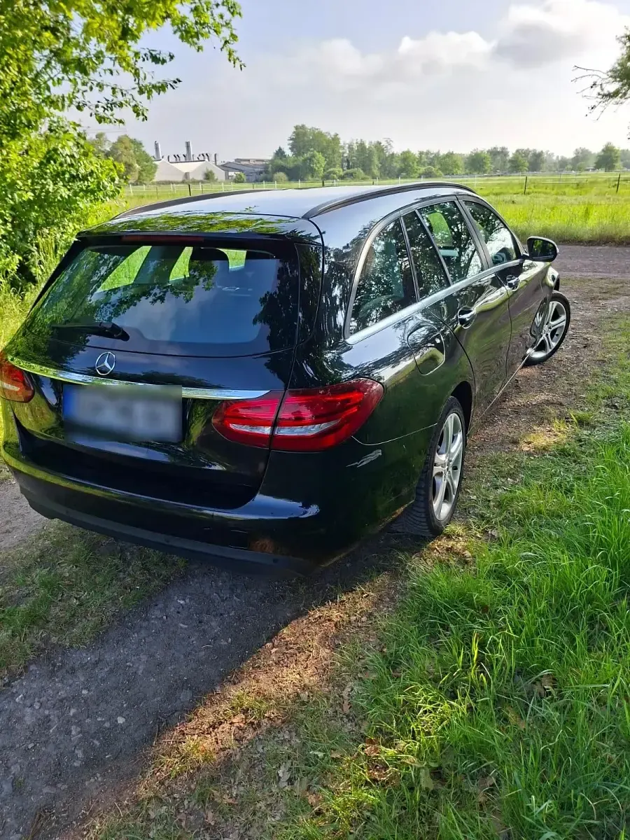 Gebraucht Mercedes 220 170 PS (125 kW) 2016 Schwarz Kombi