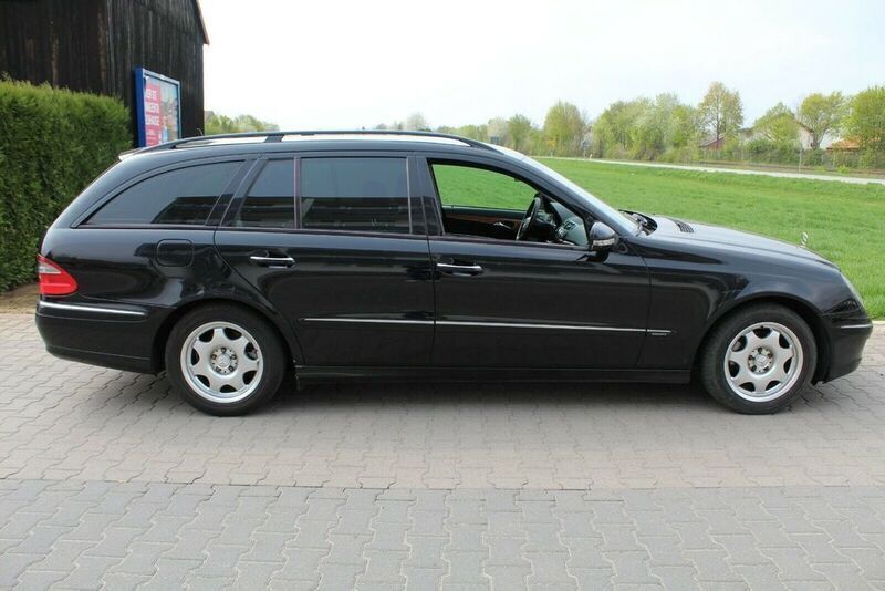 Gebraucht Mercedes E280 Elegance 190 PS (139 kW) 2007 Schwarz metallic Kombi