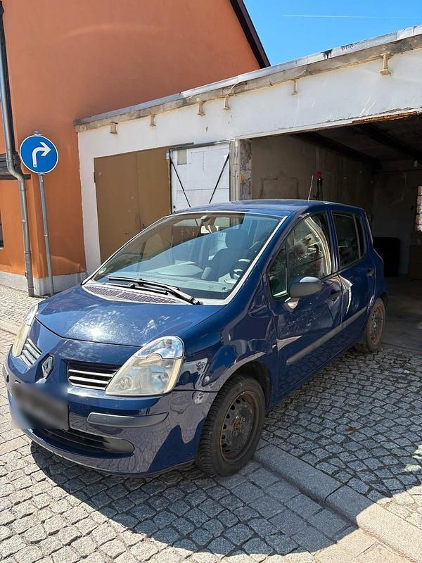 Second-hand Renault Modus 75 CP (55 kW) 2007 Albastru Monovolum