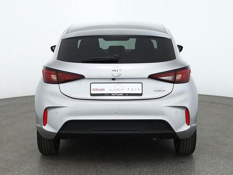 Neu MG MG3 Luxury 194 PS (142 kW) 2026 Silber Kleinwagen